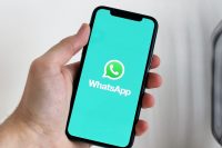 Баг в WhatsApp. Приложение вылетает сразу после клика на иконку с iPhone