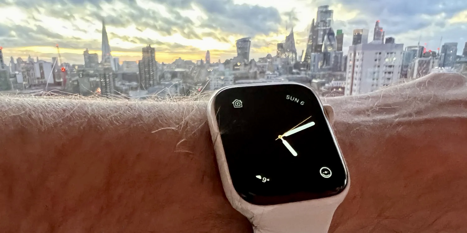 Зарубежный журналист купил старые керамические Apple Watch Series 5 вместо Series 7 и остался доволен. Почему?