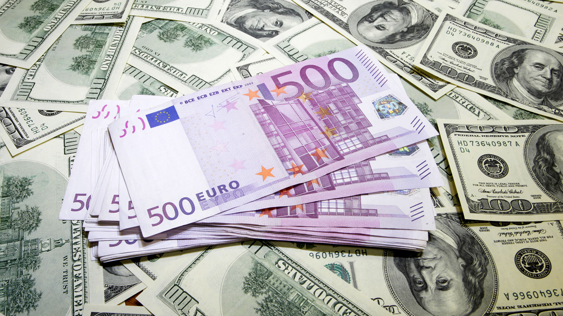 Сколько стоит доллар и евро в российских онлайн-банках. Где выгоднее курс