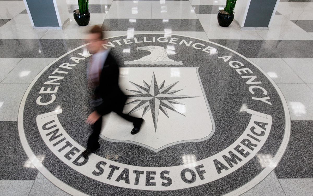Сенатор США рассекретил программу ЦРУ по слежке за всеми американцами