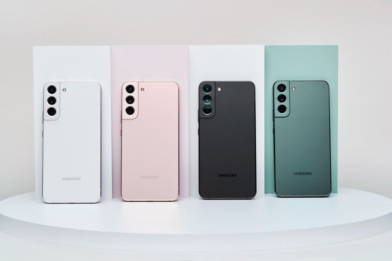 Samsung показала флагманский смартфон Galaxy S22 с поддержкой трассировки лучей и камерой на 50 МП