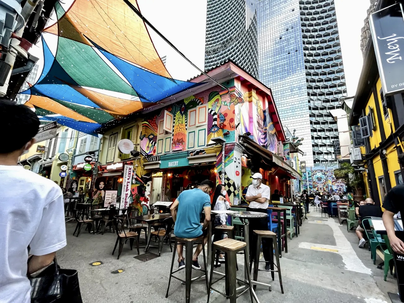 В Сингапуре построили целую улицу специально для фотографий в соцсети.  Блогеры в восторге