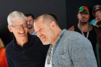 Джони Айв ушел из Apple после разногласий с Тимом Куком из-за дизайна Apple Watch