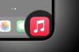 В iOS 15 появился странный баг. Apple Music стирает приложения в доке