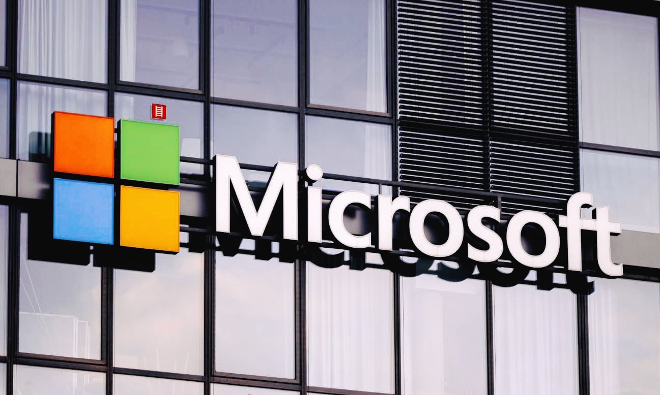 Президент Microsoft подтвердил, что компания постепенно сокращает бизнес в России