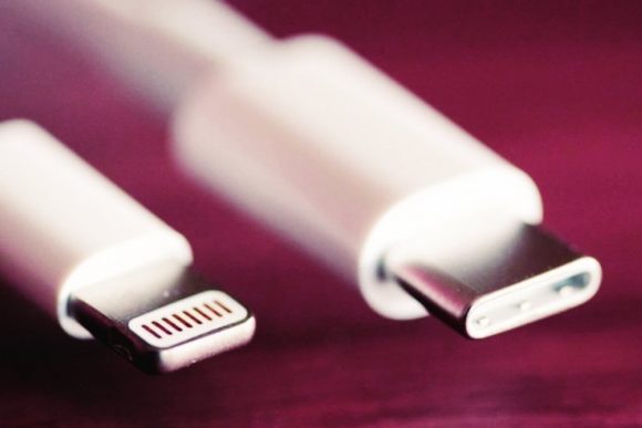 Обзор новой двойной зарядки USB-C от Apple. Очень жаль, что нет в России