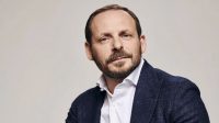 Аркадий Волож хочет вывести часть активов Яндекса за границу и отказаться от контроля в компании