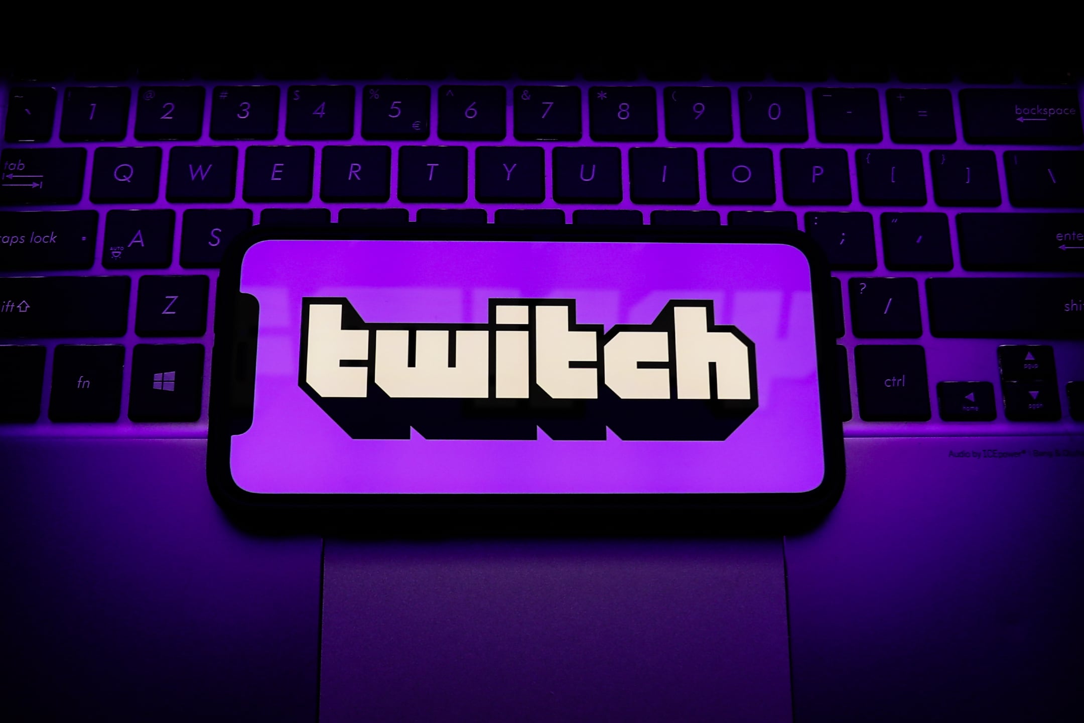 Twitch обвинили в невыплате денег российским стримерам и произвольных блокировках