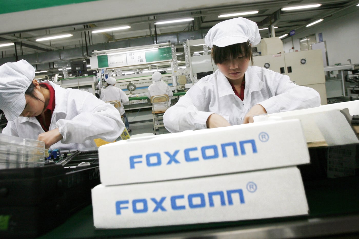 Foxconn закрыла завод по производству iPhone на семидневный карантин вместе со всеми рабочими внутри