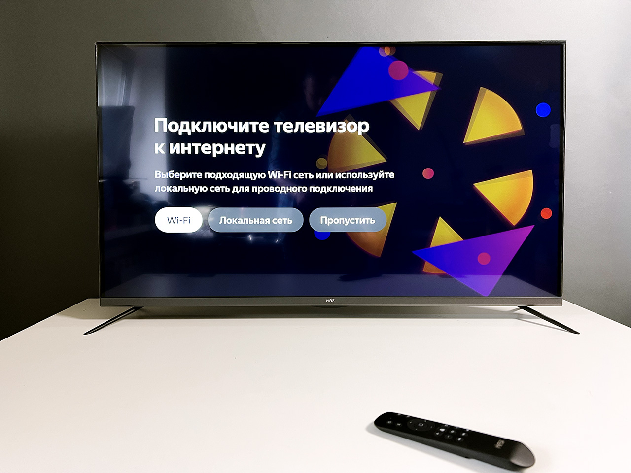 Обзор новинки! Умный телевизор HIPER с встроенной Алисой, который стоит всего 20 тысяч рублей