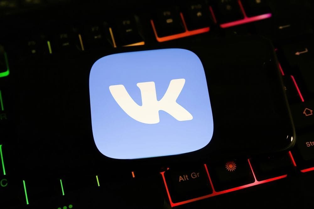 VK подтвердила удаление приложений из App Store и направила запрос Apple