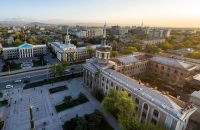 Apple вывезла сотрудников российского офиса в Киргизию