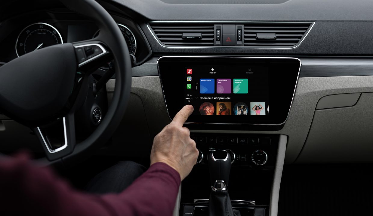 Приложение МТС Music теперь доступно в Apple CarPlay и Android Auto