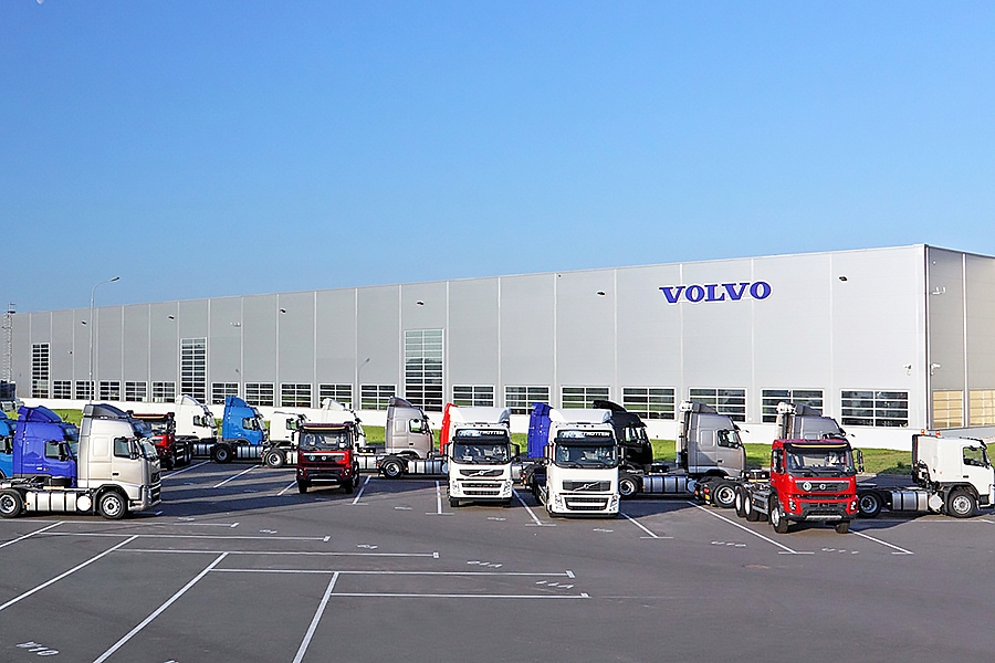 Volvo планирует продать бизнес в России
