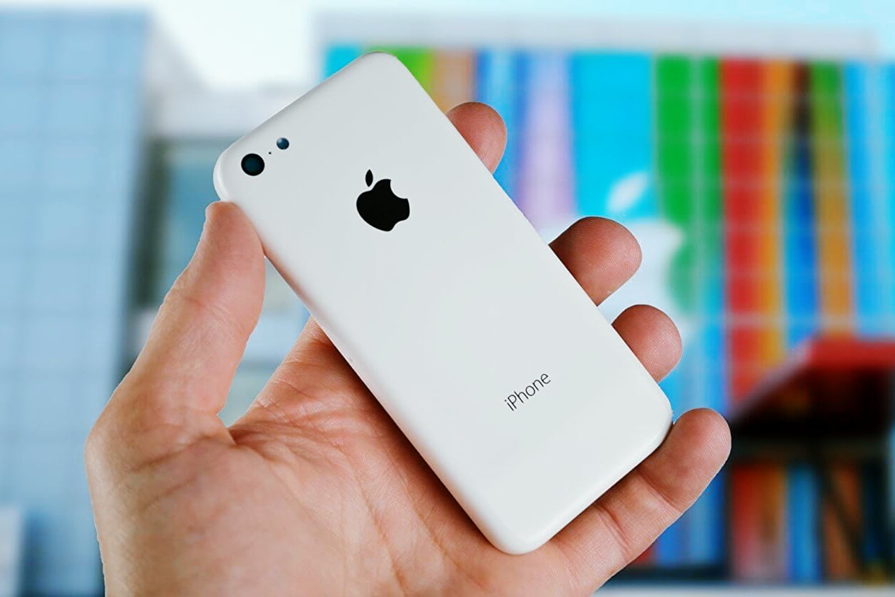 Apple скоро окончательно прекратит ремонтировать iPhone 5c