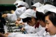 Foxconn вынужденно набирает жителей деревень на производство iPhone. Работники массово увольняются