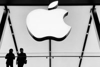 Рекламные компании обвинили Apple в лицемерии. Она якобы следит за пользователями, а другим не разрешает