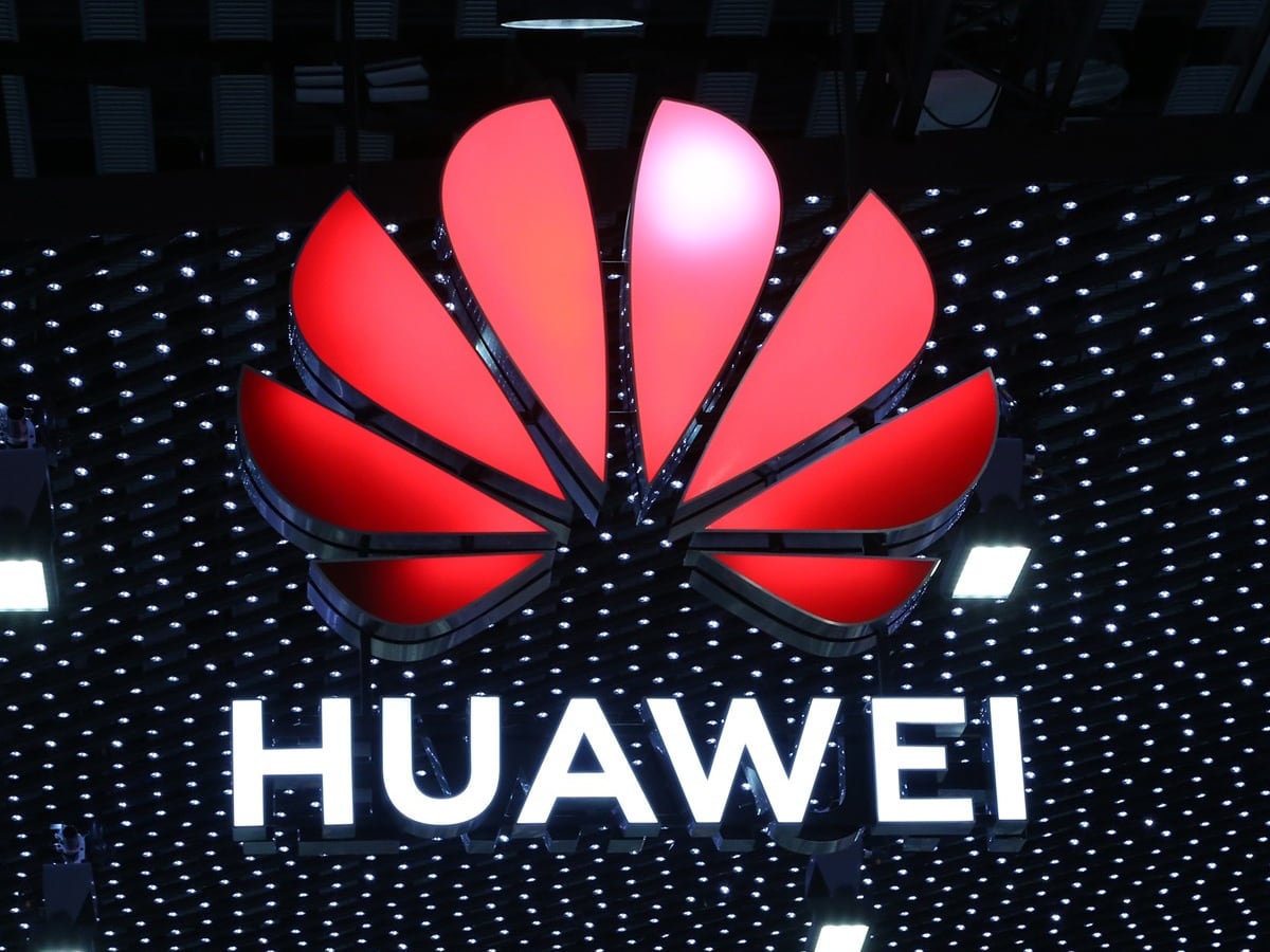 Прибыль Huawei упала на рекордные 69% из-за санкций США и пандемии