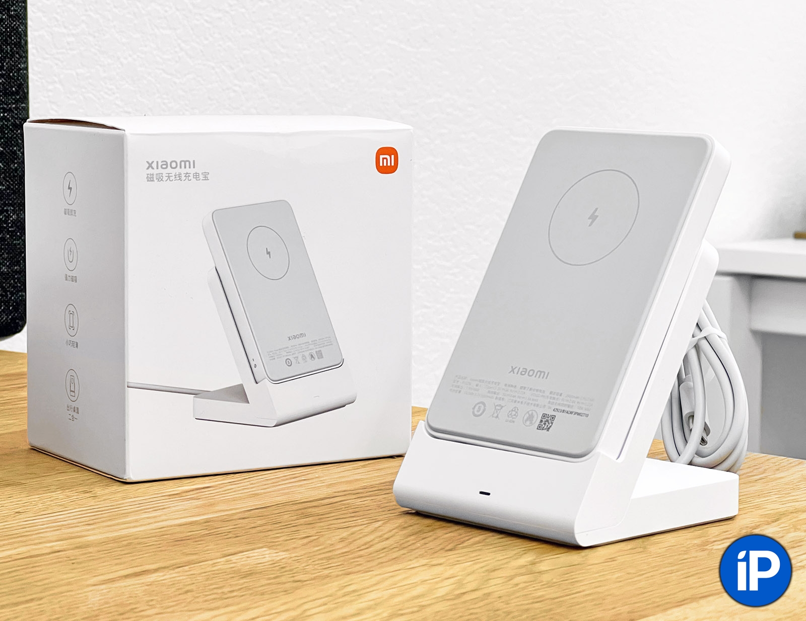 Xiaomi сделала магнитный док для iPhone, и он хорош! Аккумулятор в подарок