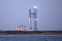 Смотрим исторический запуск SpaceX Starship прямо сейчас. Однажды он доставит людей и грузы на Марс и Луну