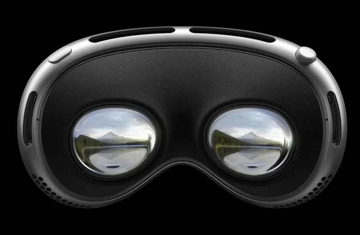 Новая модель шлема Apple Vision Pro выйдет в 2025 году. Она будет дешевле