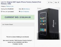Запечатанный первый iPhone продали на аукционе за рекордные $158 тысяч