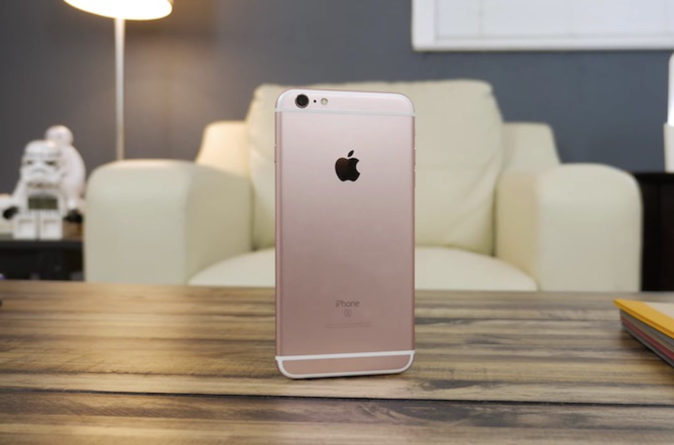 Apple запускает выплаты на $500 млн за намеренное замедление iPhone
