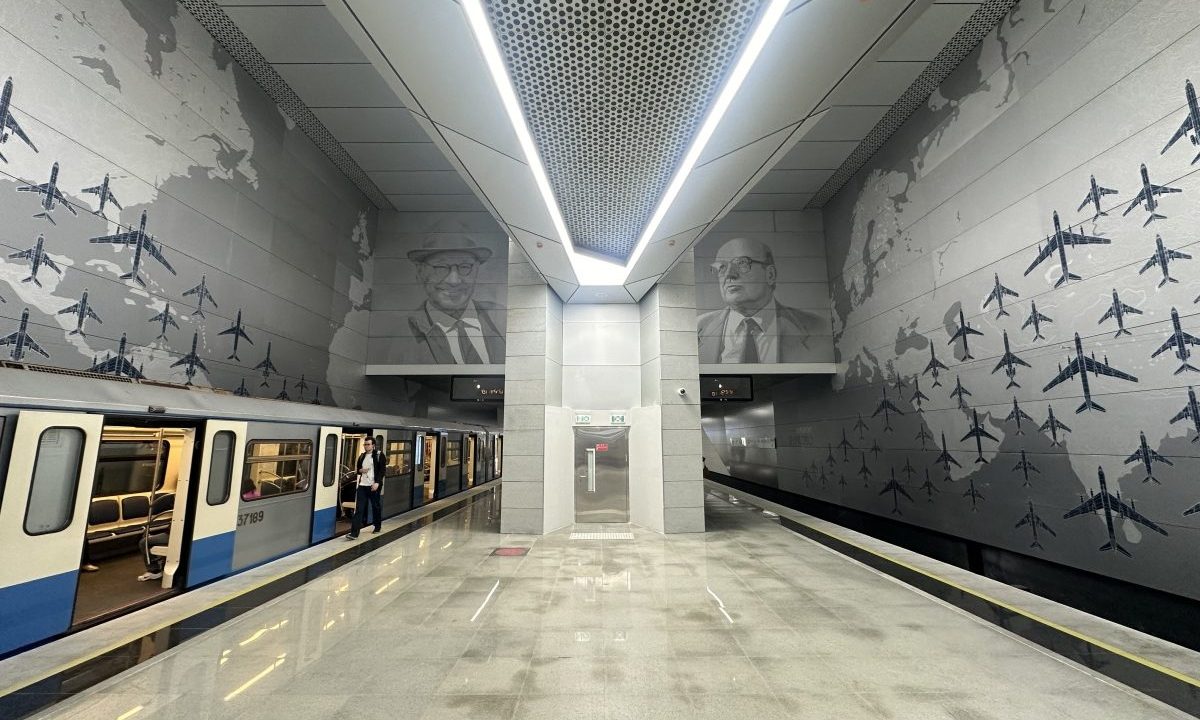 Распаковка первых в России станций метро, которые ведут сразу в аэропорт. Что внутри Внуково и Пыхтино
