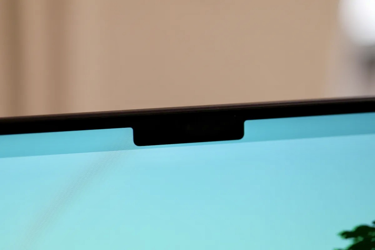 Вышли первые обзоры новых MacBook Pro. Что говорят про цвет и  процессор M3 Max