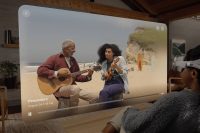 Apple показала журналистам, как выглядят записанные ими же 3D-видео с айфонов на Vision Pro. Все в восторге