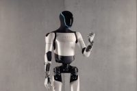 Tesla представила гуманоидного робота Optimus 2-го поколения. Он похудел, а руки стали лучше