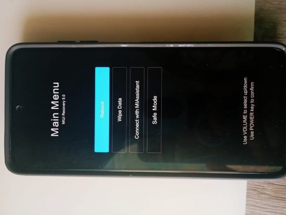 Большой дисплей и удобная компактность