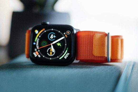 Владельцы Apple Watch Series 9 и Ultra 2 жалуются на мерцающие дисплеи. Apple уже в курсе