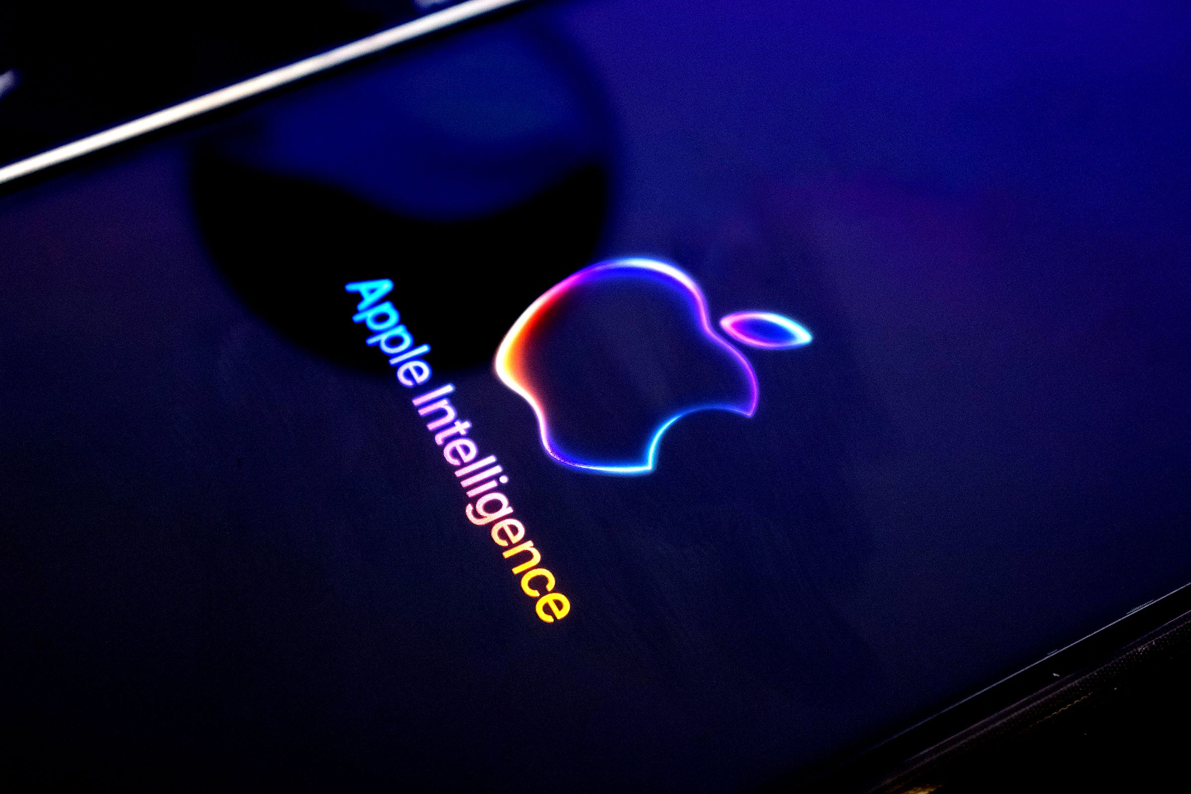Apple не смогла доделать Apple Intelligence из-за двукратного сокращения финансирования проекта