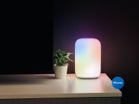 Красиво и с характером. Обзор новой эмби-лампы Яндекса, которая разбудит жёстко, а ночью подсветит мягко