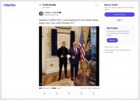 Трамп выложил видео, как играет в футбол с Роналду прямо у себя в кабинете. Всё по-честному, кроме ИИ