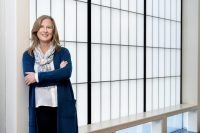 Apple сообщила, что компанию покинет ещё два важных руководителя следом за Джеффом Уияльмсом