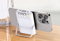 S7d2733dd5f6846ee83bc0baf4f5e3b544 6 моделей Power Bank с MagSafe и подставкой с AliExpress. Быстро заряжаем iPhone и одновременно смотрим видосы