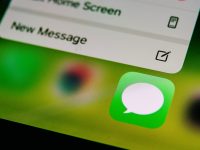 iMessage не получится заблокировать ни в одной стране. Если это сделать, то на iPhone перестанут приходить все уведомления