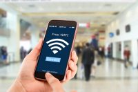 Трафик в публичных Wi-Fi сетях в России вырос в 11 раз из-за отключений мобильного интернета