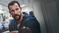 7 новых сериалов конца 2025 года, которые украдут ваши выходные. Включил и залип
