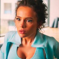 Только не кричите. Вышел трейлер фильма &laquo;Скуф&raquo; с Валей Карнавал и Александром Зубаревым, в кино в апреле