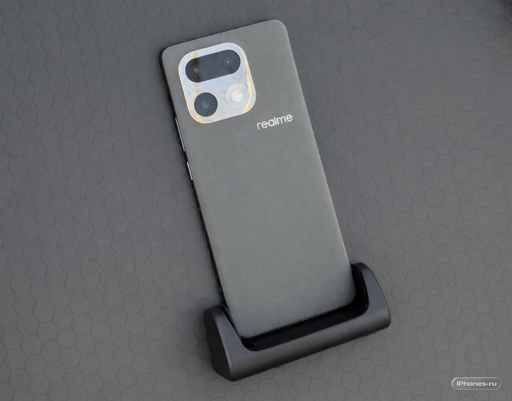 Первые впечатления от Realme 16 Pro+ 5G. Зацепил силиконовый корпус и камера на 200 МП