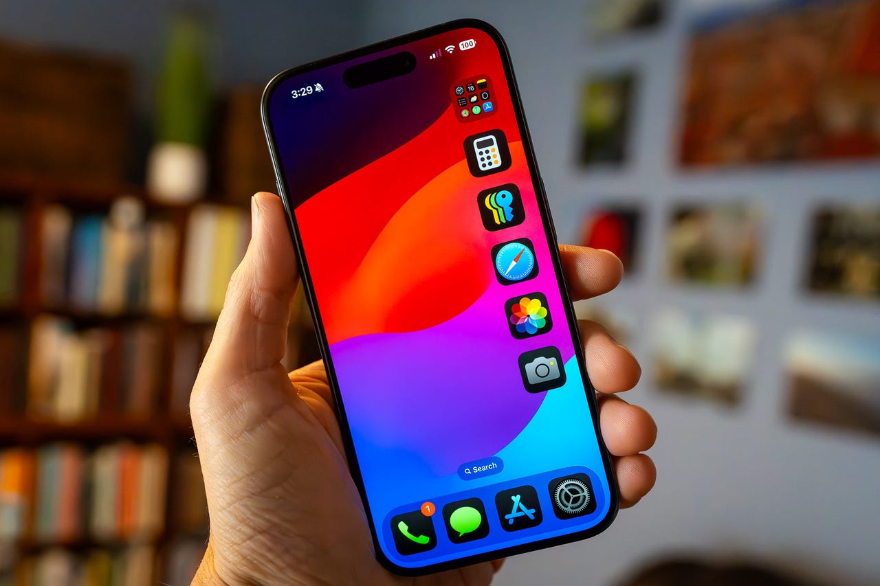 Проверьте свой iPhone. Google нашла уязвимость, которая взламывает iOS 18 через Safari