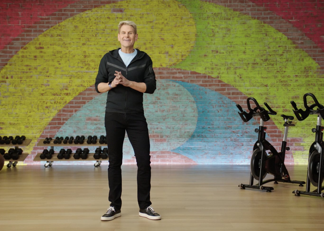 Глава Apple Fitness Джей Бланик уйдет в отставку. Его обвиняли в домогательствах и токсичном поведении