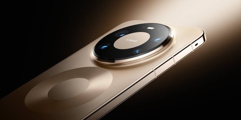 МТС открыла предзаказ на смартфон HUAWEI Mate 80 Pro и на беговые умные часы HUAWEI WATCH GT Runner 2