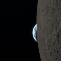 Командир миссии Artemis II выложил первое видео из космоса, снятое на iPhone 17 Pro Max