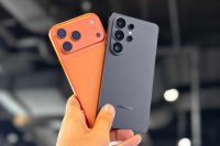 Цены рухнули на 30%. Склады в России забиты iPhone 17 и Samsung Galaxy, которые никто не покупает