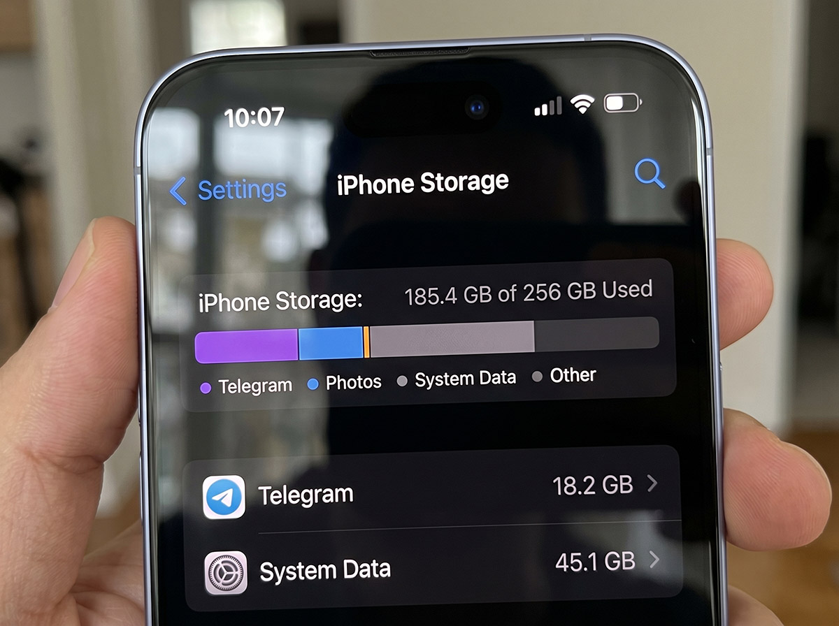 Вернул 30 ГБ на iPhone за 5 минут. Ультимативный гайд, как почистить «Другое» и кэш Telegram в 2026 году